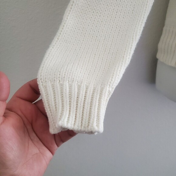 Modcloth Knit Sweater Ivory XS Crewneck Pullover Cozy Preppy Classic Casual - Picture 5 of 9